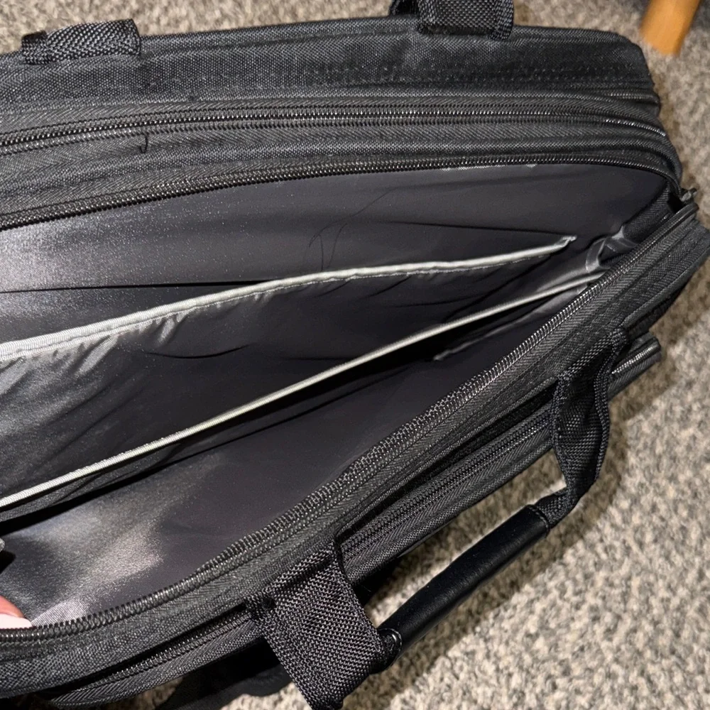 Brand New Targus Black Computer Bag